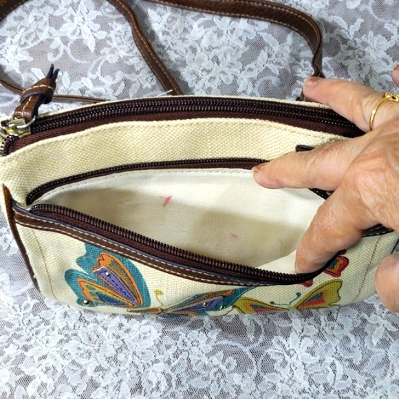Relic Beautiful Butterfly Medium Purse /Bag Cream Tone & Brown Accents. - Picture 16 of 17